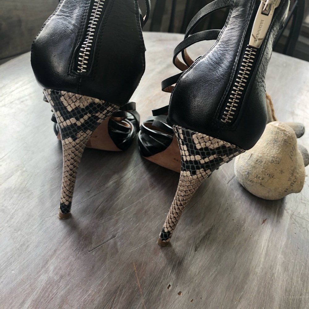 Coach ...... sexy “STRAPPY” high heel - Picture 3 of 8